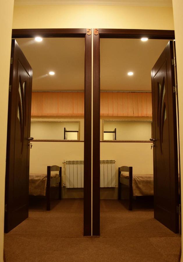 A&X Hostel And Tours Yerevan Exterior photo